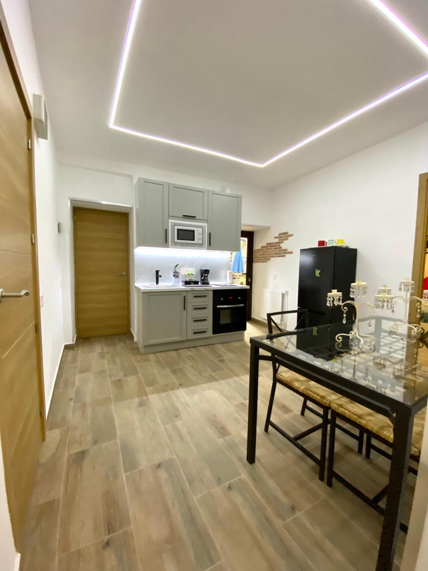 Apartamento Banos Arabes De Cenizal Antes Plaza De Las Fuentes Toledo Exterior photo
